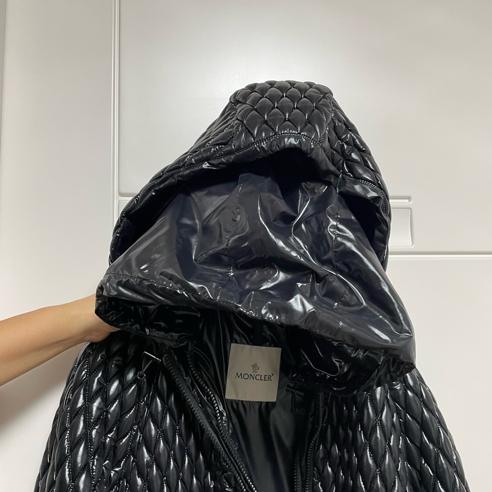 Moncler Marseillan puffer jacket - Picture 5 of 11